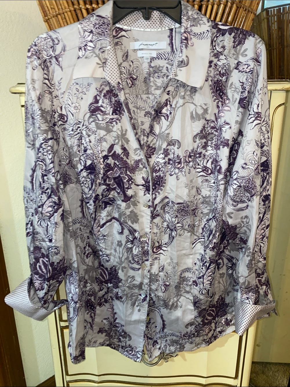Foxcroft - 100 cotton- Purple and White Floral Button-Down Shirt - French cuff